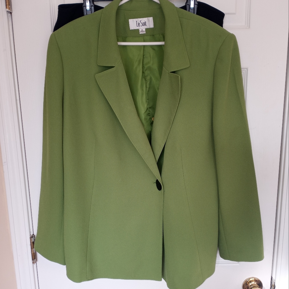 Le Suit Skirt Set Size 18